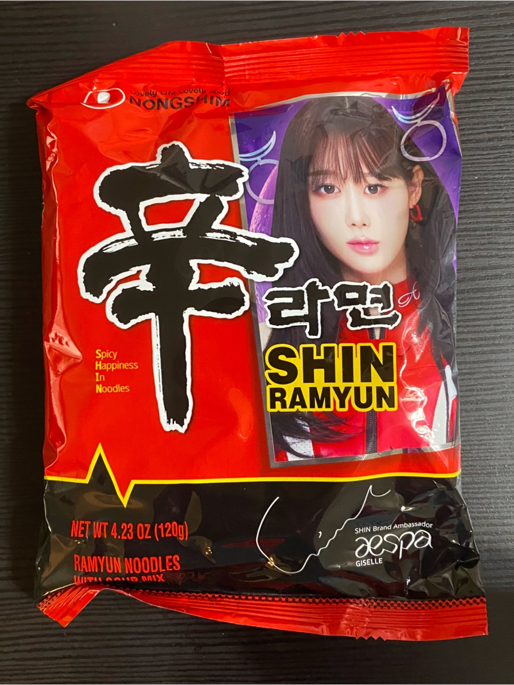 Aespa Gisille - Shin Ramyun Spicy Instant Noodles